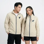 Áo Khoác Thể Thao Cổ Trụ Thanh Lịch Màu Kem Beige