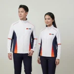 Áo khoác gió đồng phục trắng phối navy đỏ Thành Tín - ảnh người mẫu nam nữ mặc áo khoác