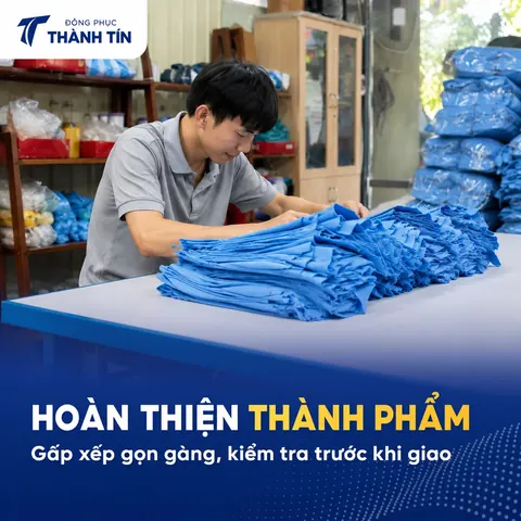 Khu vực tư vấn và chuẩn bị mẫu đồng phục